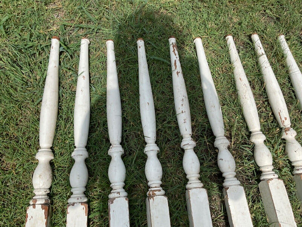 Set 4 Antique Turned Wood Porch Spindles Shabby White 20" Chic Old VTG 1744-22B