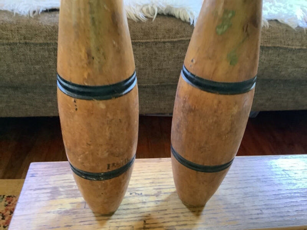 Vintage/Antique Pair Vintage Wooden wood Exercise Juggling Pins