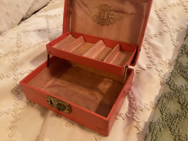 Vtg  mid century Jewelry Box  chest MCM Pink With Velvet Lining Lock