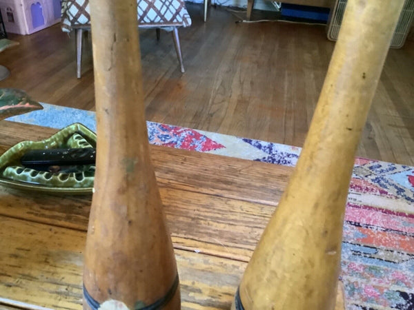 Vintage/Antique Pair Vintage Wooden wood Exercise Juggling Pins