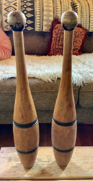 Vintage/Antique Pair Vintage Wooden wood Exercise Juggling Pins