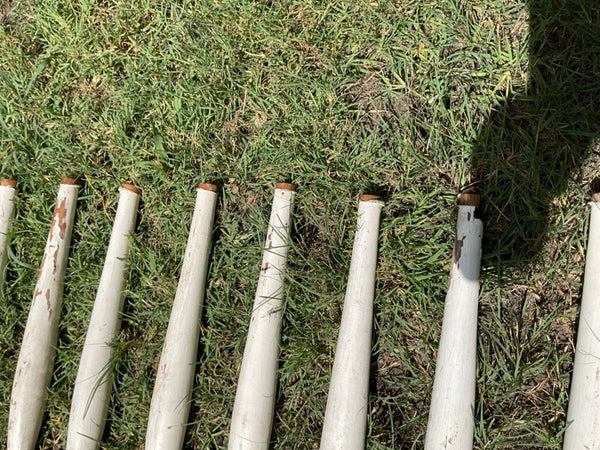 Set 4 Antique Turned Wood Porch Spindles Shabby White 20" Chic Old VTG 1744-22B