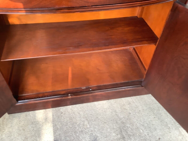 Vtg antique Drexel New Hampton Heritage hutch  China Cabinet Mahogany