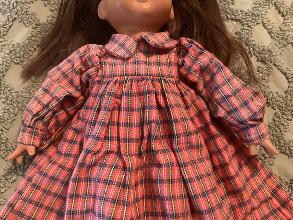 VINTAGE  SEKIGUCHI  JAPAN CLOTH DOLL 1981 14 inch