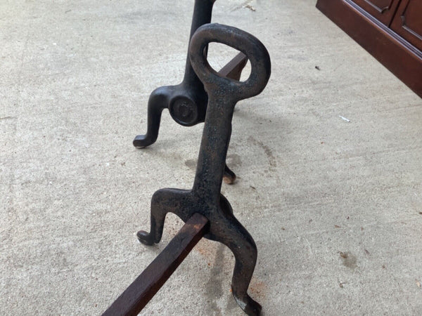 VTG ANTIQUE #40 CAST IRON FIREPLACE ANDIRIONS LOG DOGS HEAVY DECO