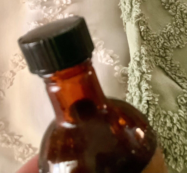 Vtg Mendenhall's Malaria Chill and Fever Tonic Amber Glass Bottle label full