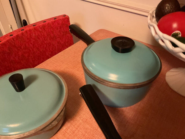 VTG CLUB ALUMINUM Sauce Pots Dutch  w/ Lids (3) Mid Century Modern Aqua