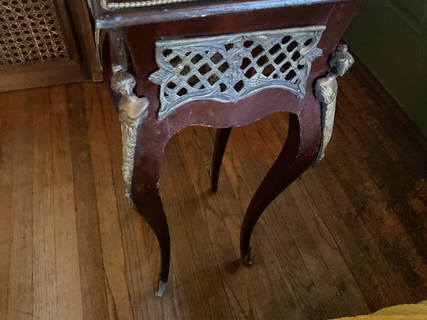 Antique Vtg Mahogany Marble Brass Griffon Renaissance Fern plant Stand table top