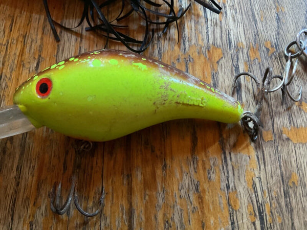 Lot  21 vtg red fin Cordell mann’s shadrac Ross boss Lures 13  unmarked