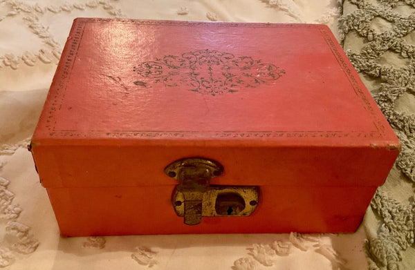 Vtg  mid century Jewelry Box  chest MCM Pink With Velvet Lining Lock