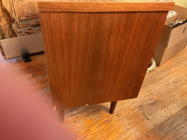 Vtg Ward Furn Mfg Co Mid Century  modern Chest nightstand Tapered legs