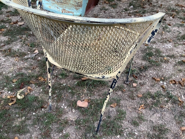 Vintage Wrought Iron Outside Lawn Patio garden clam Chair Woodard