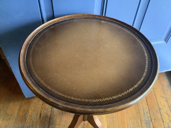 Wood  Imperial USA Tripod Side end Plantstand  Table Vtg antique leather top