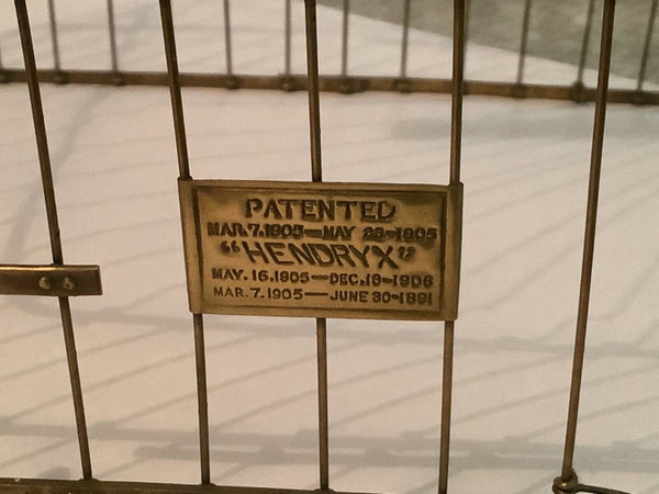 Vtg  HENDRYX PAT DATE 1905  ANTIQUE BIRD CAGE birdcage brass wire door swing