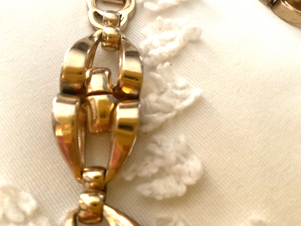 Sperry signed vintage  semicircle fenestrated link choker necklace gold tone