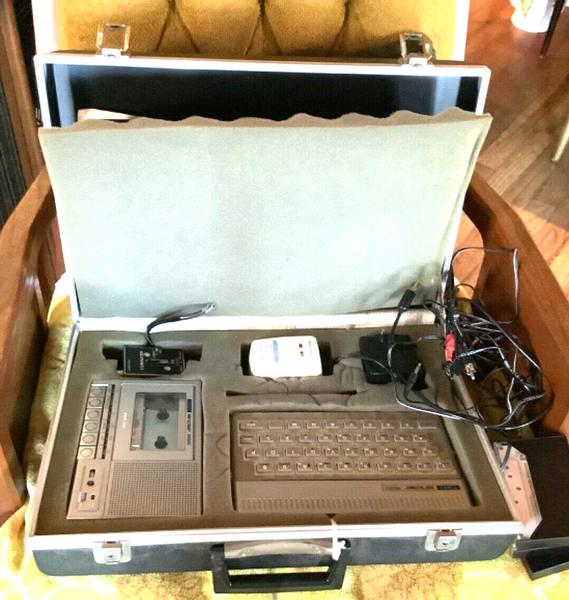 Vtg Timex Sinclair 1500 Personal Home Computer w Power Supply Manual Tape & More