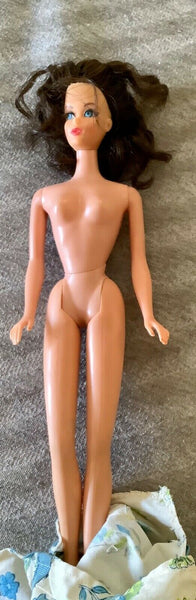 Vtg Japan 1966 Barbie Doll Twist n' Turn TNT  Brunette Blue eyes Mattel Vtg