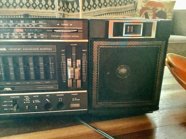 Vtg JVC PC-30 Portable Component System Radio Cassette Player radio Boombox 80’s