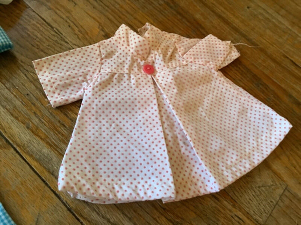 Vintage Vogue Doll with Lot of Clothes dress hangers  and trunk pink