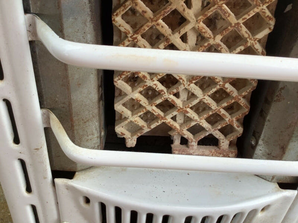 VTG Peerless Natural Gas Wall Heater 8000 BTU White Bathroom Antique Grates