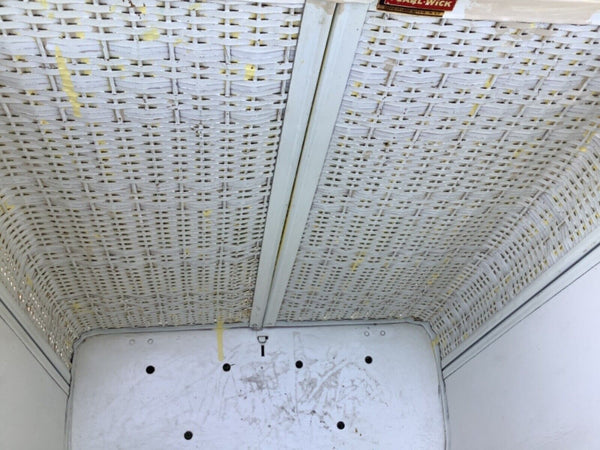 Vtg Mid Century Bathroom Laundry CLOTHES HAMPER White Wicker Pearl-Wick MCM