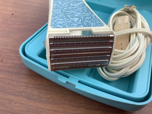 Lady Remington Electric Shaver Razor Model 3M2L Aqua Blue Hard Case Vtg Works!