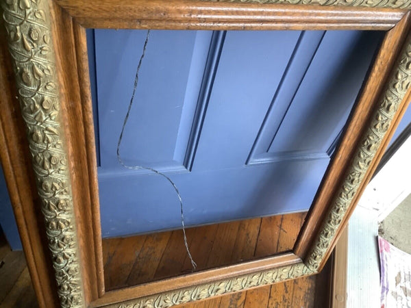 Vtg  ANTIQUE GOLD leaf wood FRAME GILT GESSO carved  wood  PICTURE painting oak