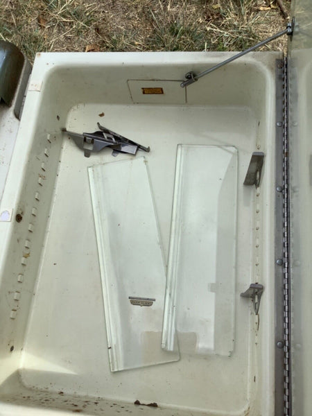 VTG MCM Chrome Deco Recessed Metal Lighted Medicine Cabinet Glass Shelves chest