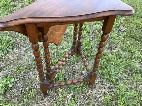 Vtg antique wood turned leg drop leaf down end side corner table Michigan chair