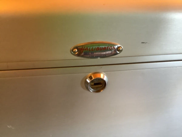 Vintage Zero Halliburton Train Case suitcase luggage briefcase attaché case