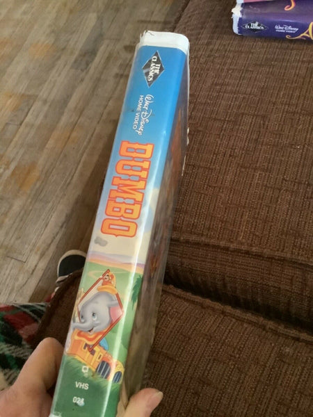 Vintage Walt Disney Black Diamond VHS - Dumbo 024