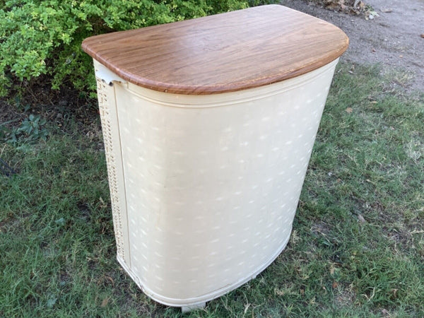 Vtg Mid Century Bathroom Laundry CLOTHES HAMPER White Wicker Pearl-Wick MCM