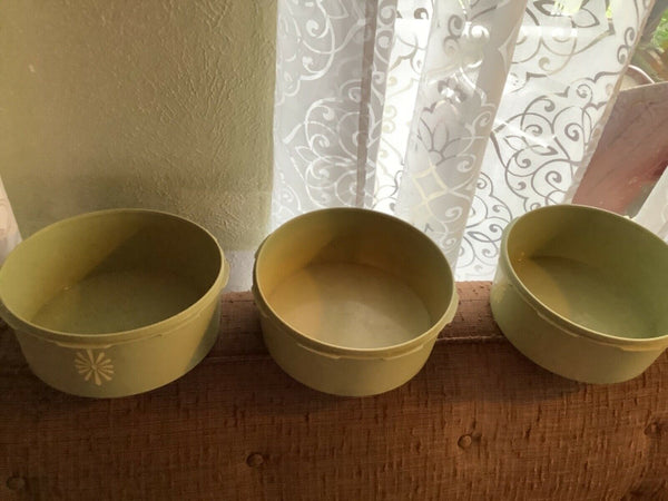 Vtg mid Century Avocado Green Tupperware Servalier Canisters set of 3 w/ Lids