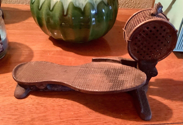 ANTIQUE SHOE SHAPE FOOT CONTROL PEDAL FOR SEWING MACHINE DOOR STOP BOOK END