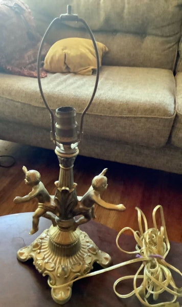 Antique Vintage cast Electric Cherubs Table boudoir Lamp Slag Glass brass Shade