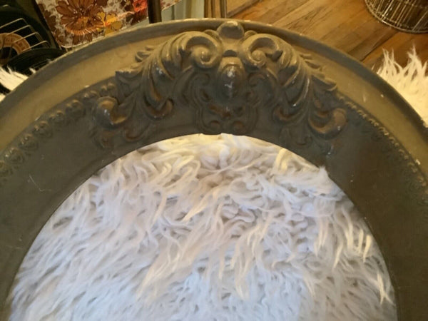 ANTIQUE VTG LARGE GOLD WOOD & GESSO WALL no CONVEX BUBBLE  OVAL PICTURE FRAME