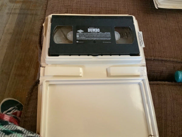 Vintage Walt Disney Black Diamond VHS - Dumbo 024