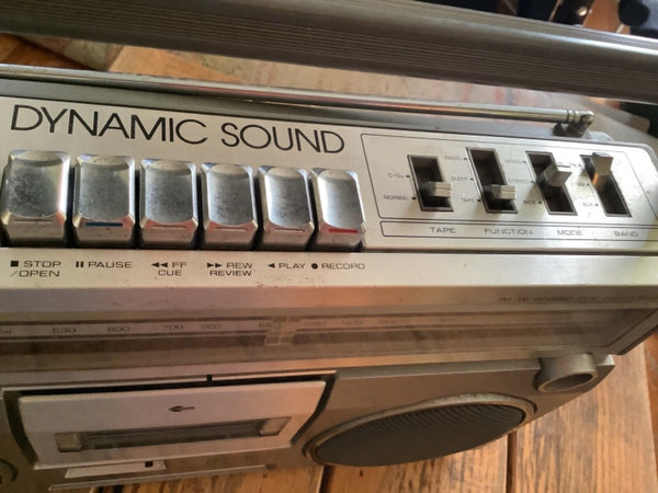 Vtg Toshiba Dynamic Sound RT8155S Boom Box Ghetto Blaster stereo radio tape