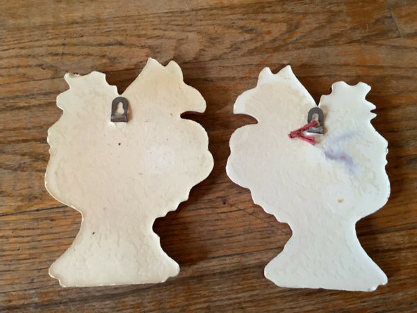 Vtg mid century modern Acrylic/Resin Red Gingham Rooster Wall Plaques hangings