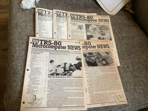 Vtg lot 5 TRS-80 Microcomputer News magazines newsletters 1980 1981
