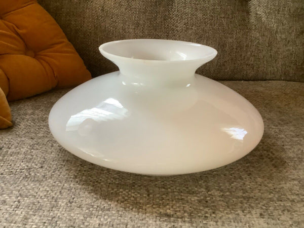 Vintage Art Deco Spaceship Flying Saucer White Milk Glass gwtw Lamp Shade