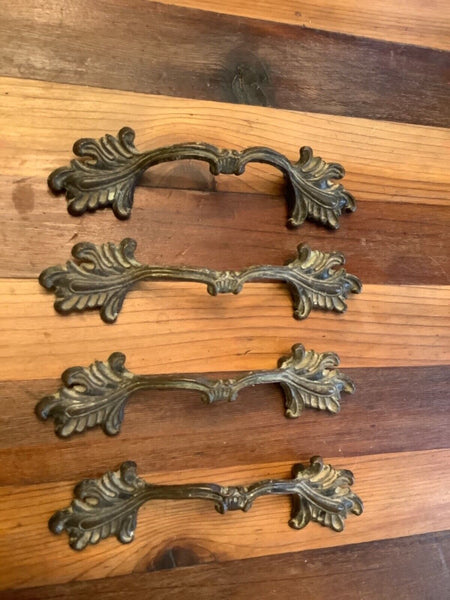 French Provincial Shabby Dresser furniture Handles Pulls LOT OF 4 Vintage