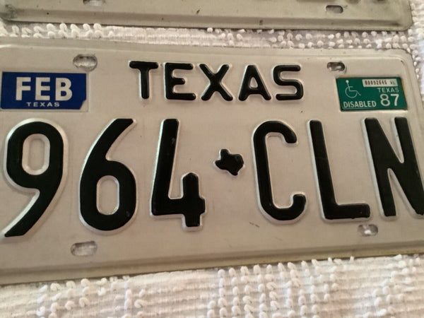 Vintage 1987 1980’s Texas License Plates matching pair 964 cln
