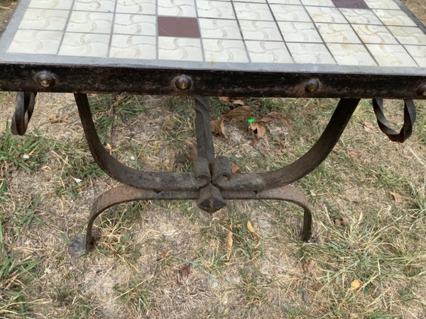 Vtg  Black Wrought Iron Scroll revival gothic Tile patio coffee Table