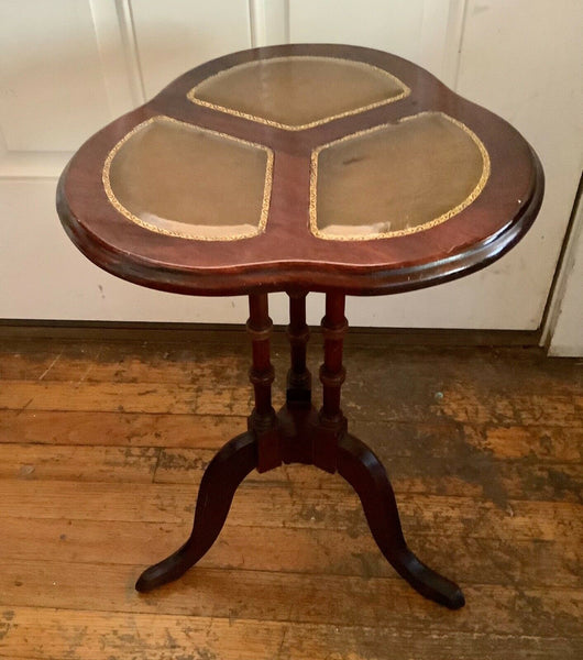 Vtg Pedestal wood wooden clover end side Table Plant Stand leather top tripod