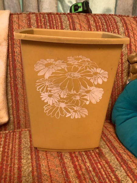 Vintage Waste Basket Lustro Ware Plastic rubber Retro Trash Can USA Made mcm