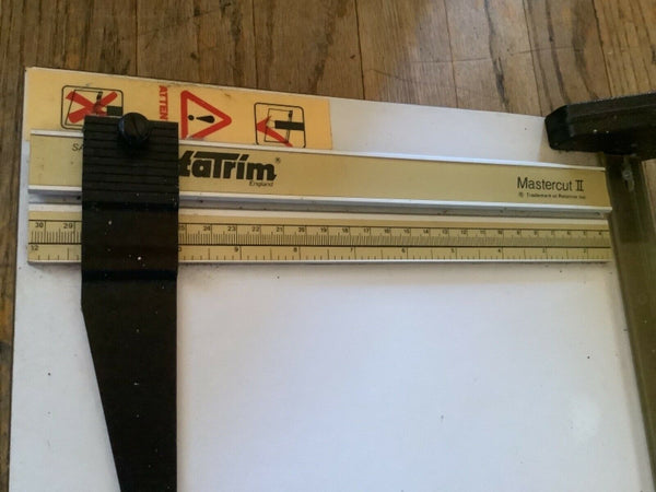 Vtg Saunders Rotatrim Mastercut II #17 Paper Cutter Professional Tool England