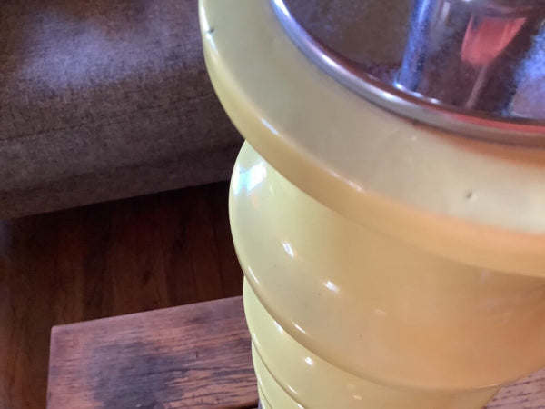BRIGHT YELLOW LAMP VINTAGE MCM  TABLE MID CENTURY MODERN Retro ceramic pottery