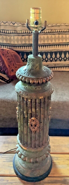 Vintage  Danish Modern Mid Century Chalkware chalk ware pottery green table Lamp