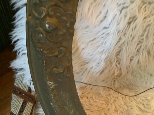 ANTIQUE VTG LARGE GOLD WOOD & GESSO WALL no CONVEX BUBBLE  OVAL PICTURE FRAME